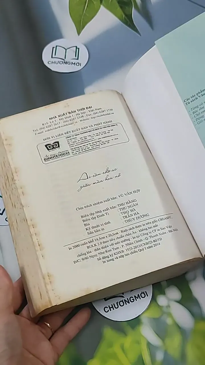 Ai Còn Chờ Ai Giữa Mùa Hoa Nở - Sói Xám Mọc Cánh 705627