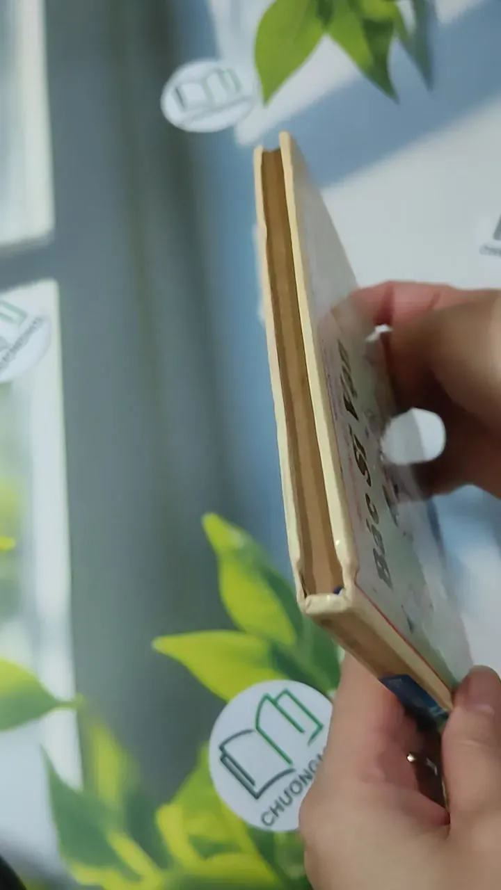 Truyện Cổ Tích Thế Giới Chọn Lọc: Bác Sĩ Vạn Năng - Nguyễn Giao Cư 780903