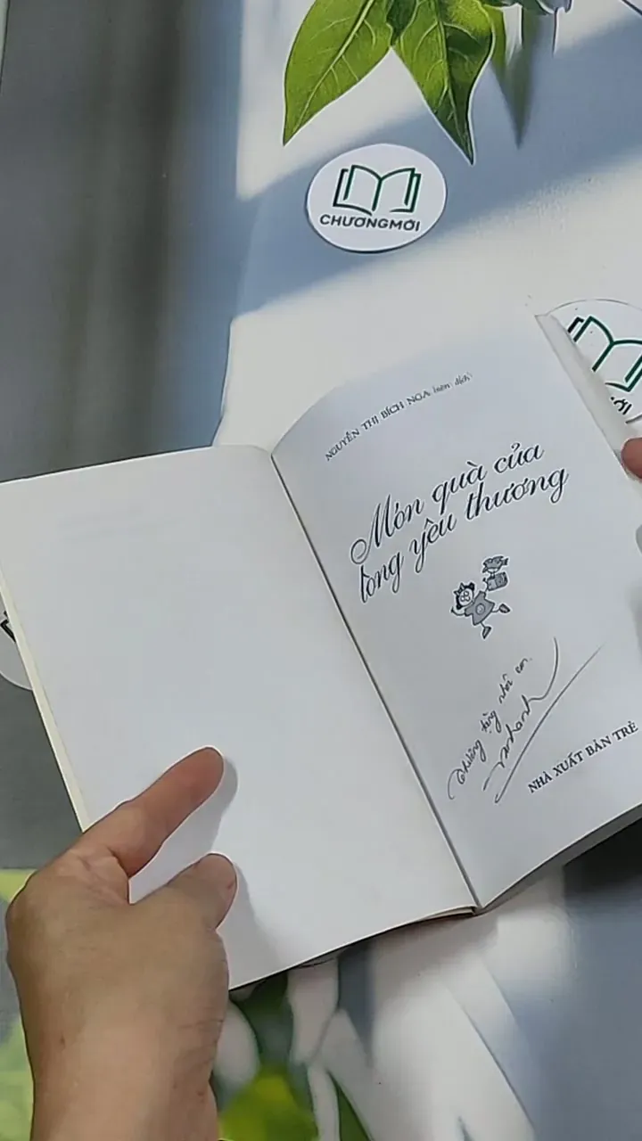 Món quà của lòng yêu thương - Nguyễn Thị Bích Nga 698632