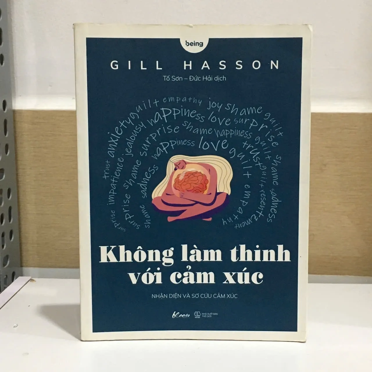 Không làm thinh với cảm xúc 📚 by  - Sách Book Cover - Ngọc Hiển Books