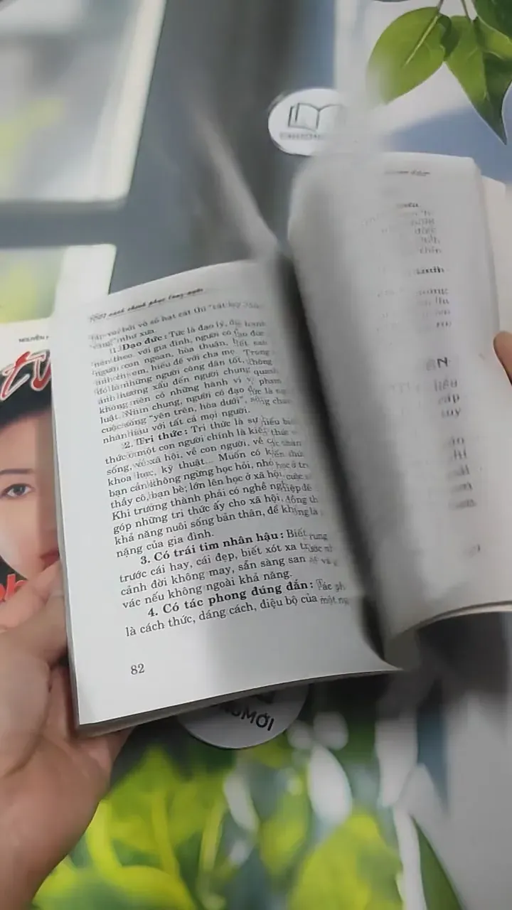 Combo: Ấn Tượng Trong Phút Đầu Tiên, 1001 Cách Chinh Phục Lòng Người 727356