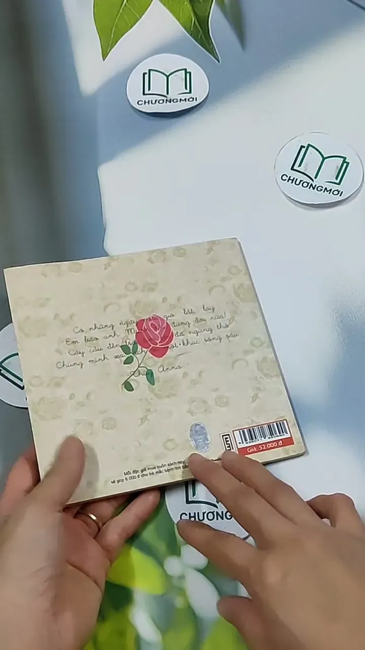 Cô Đơn Cũng Không Khóc - Thủy Anna 703158