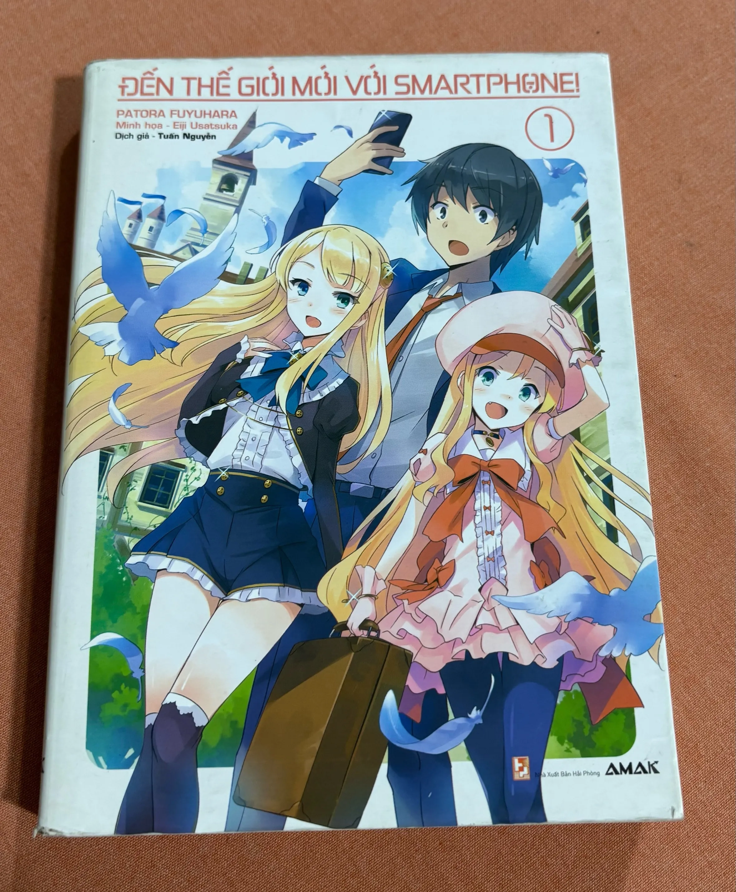Đến thế giới mới với smartphone 1 🌊 by  - Sách Book Cover - Ngọc Hiển Books