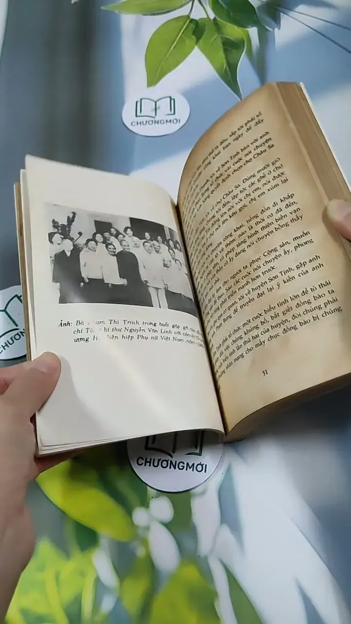 [MIỄN PHÍ BỌC SÁCH] Những Chặng Đường Của Người Mẹ - Hồi Ký Phạm Thị Trinh - Phạm Như Thơ 713901