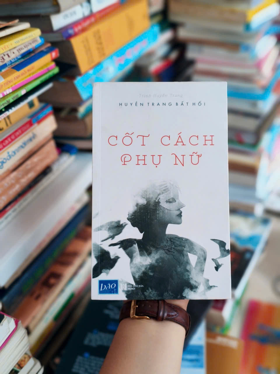 Cốt Cách Phụ Nữ - Cốt Cách Phụ Nữ by  - Sách Book Cover - Ngọc Hiển Books