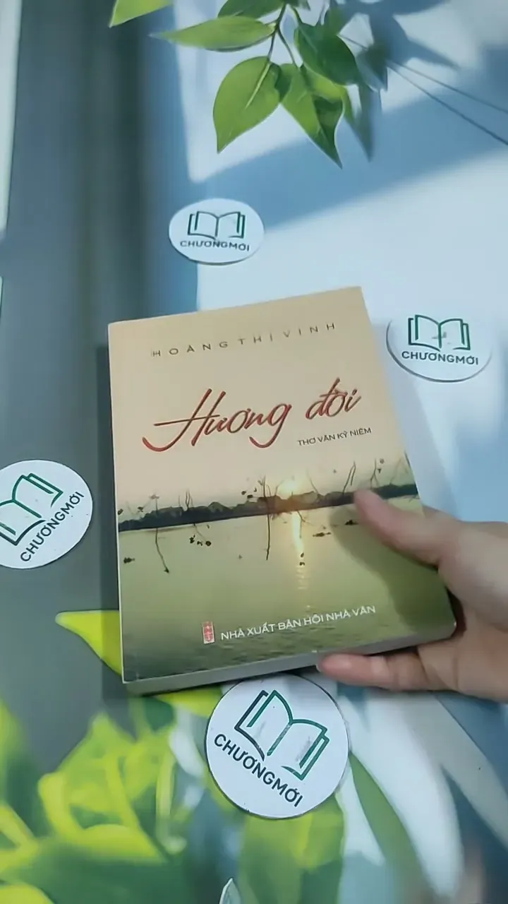 Hương Đời - Thơ Văn Kỷ Niệm 705737