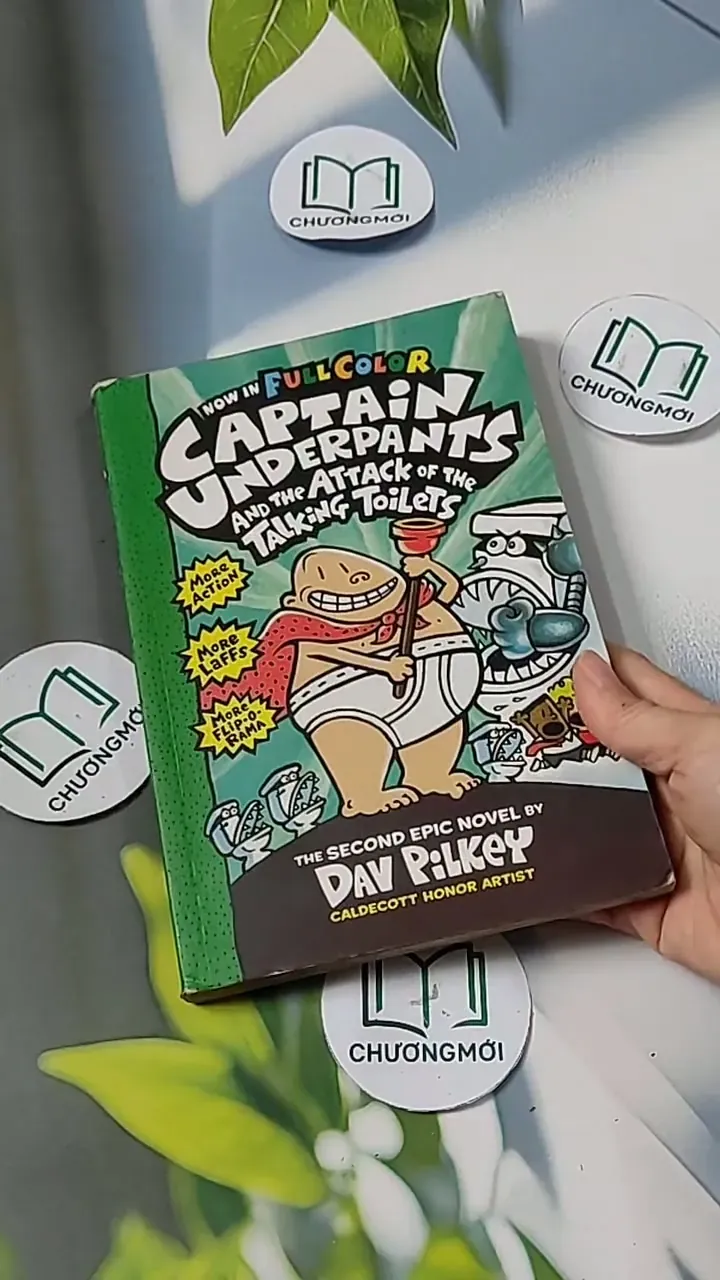Captain Underpants and the Attack of the Talking Toilets - Dav Pilkey 703114