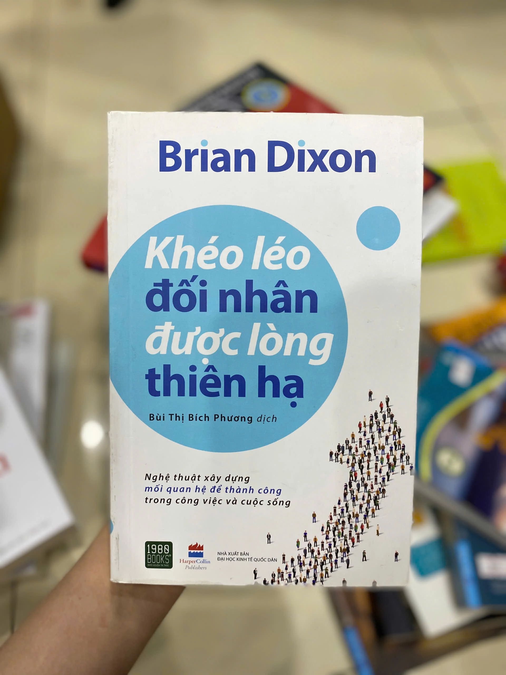 Khéo Léo Đối Nhân Được Lòng Thiên Hạ by  - Sách Book Cover - Ngọc Hiển Books