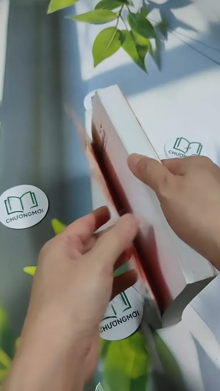 Hôn Cái Nào! Cô Nàng Xấu Tính - Mễ Đồng 705681