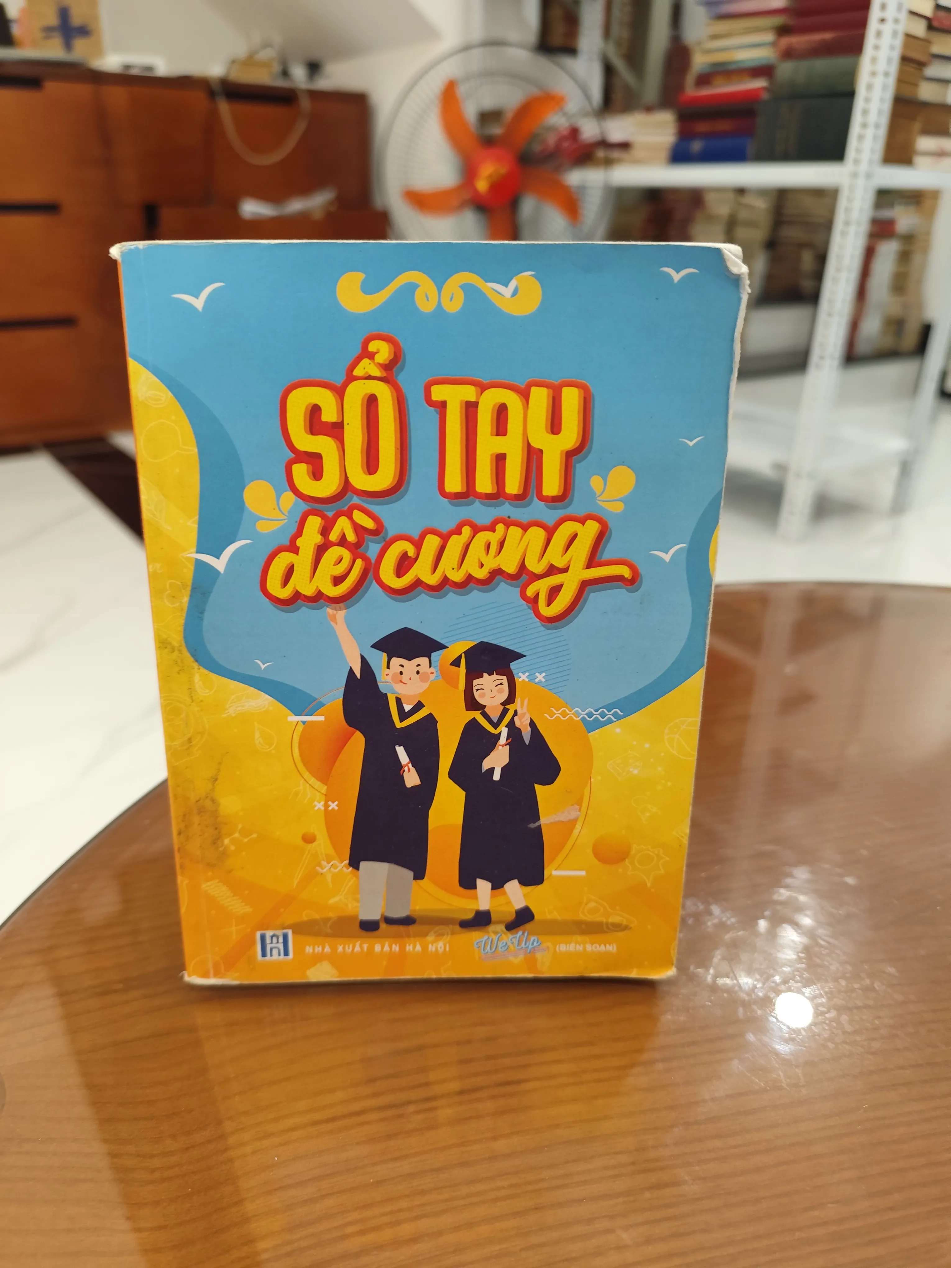 Sổ tay đề cương by  - Sách Book Cover - Ngọc Hiển Books