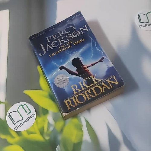 Percy Jackson and The Lightning Thief - Rick Riordan