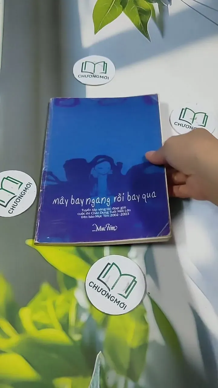 Mây Bay Ngang Rồi Bay Qua - Báo Mực Tím 705769