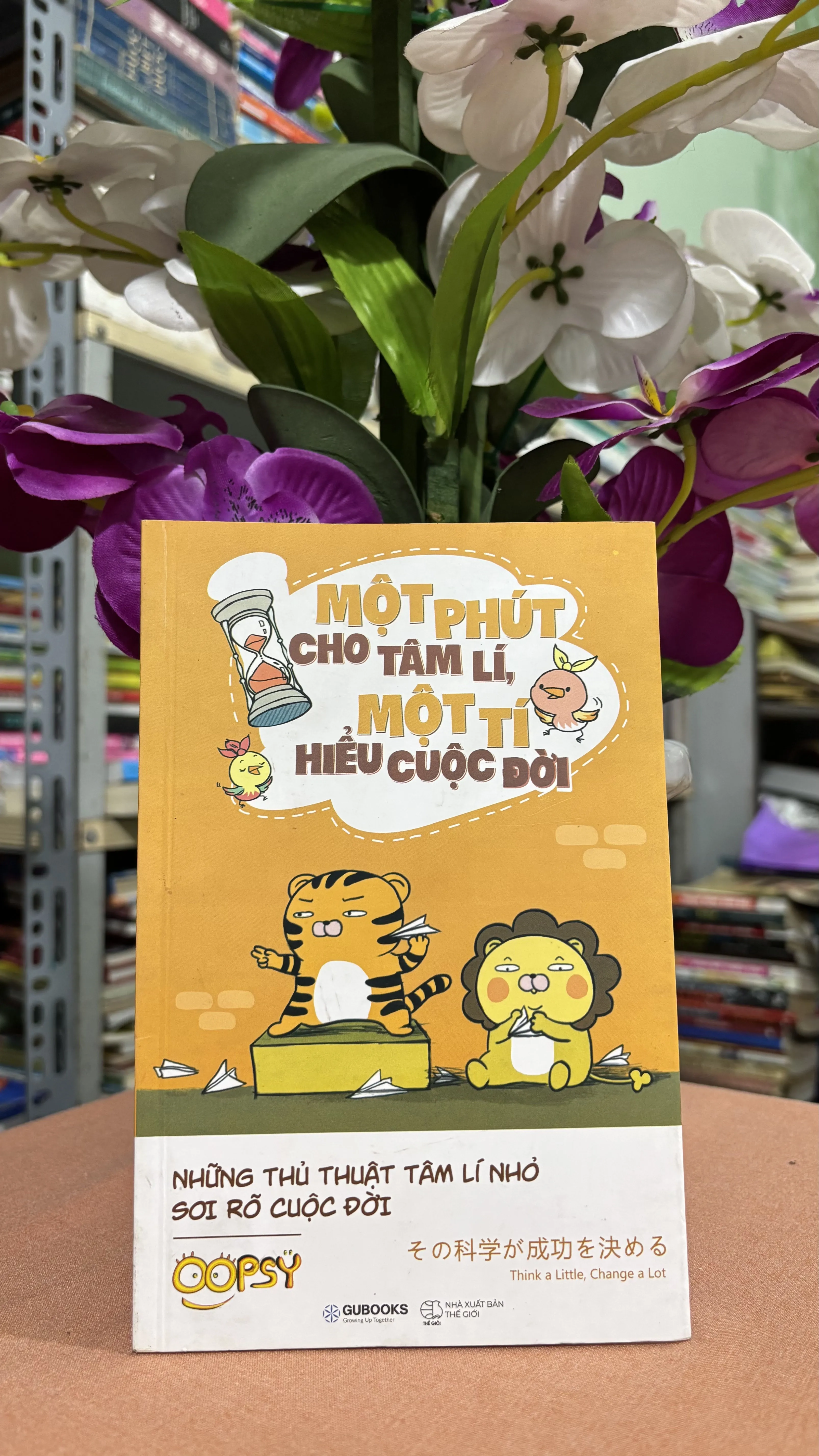 Một phút cho tâm lí, một tí hiểu cuộc đời 🌊 by  - Sách Book Cover - Ngọc Hiển Books