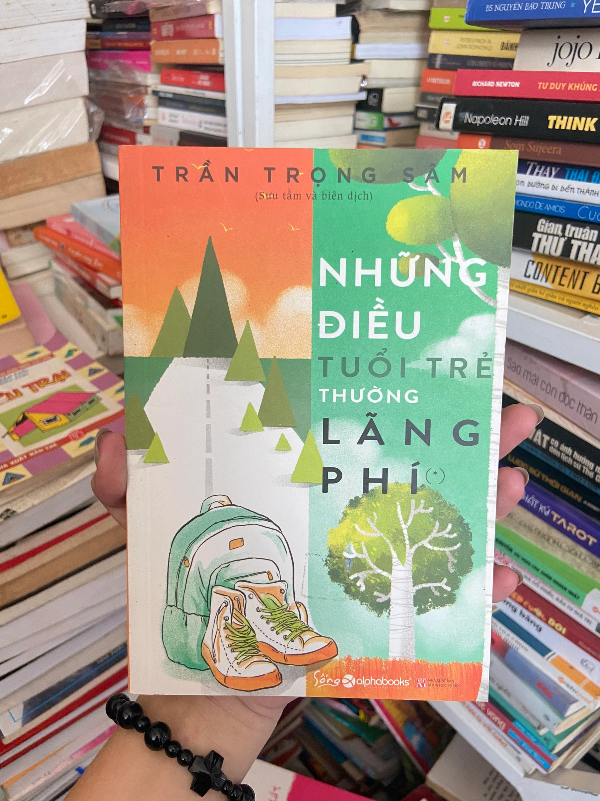 Những điều tuổi trẻ thường lãng phí by Trần Trọng Sâm - Sách Book Cover - Ngọc Hiển Books