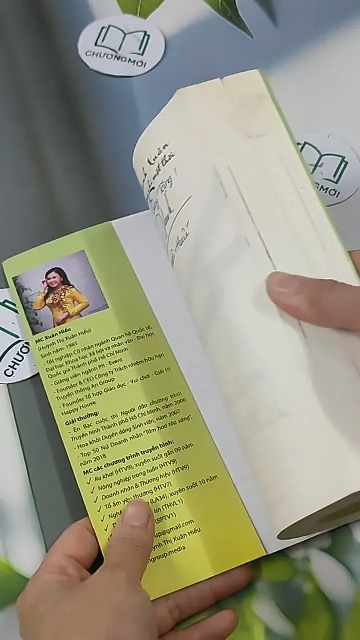 Thanh Xuân Không Chỉ Một Thời - MC Xuân Hiếu 705616