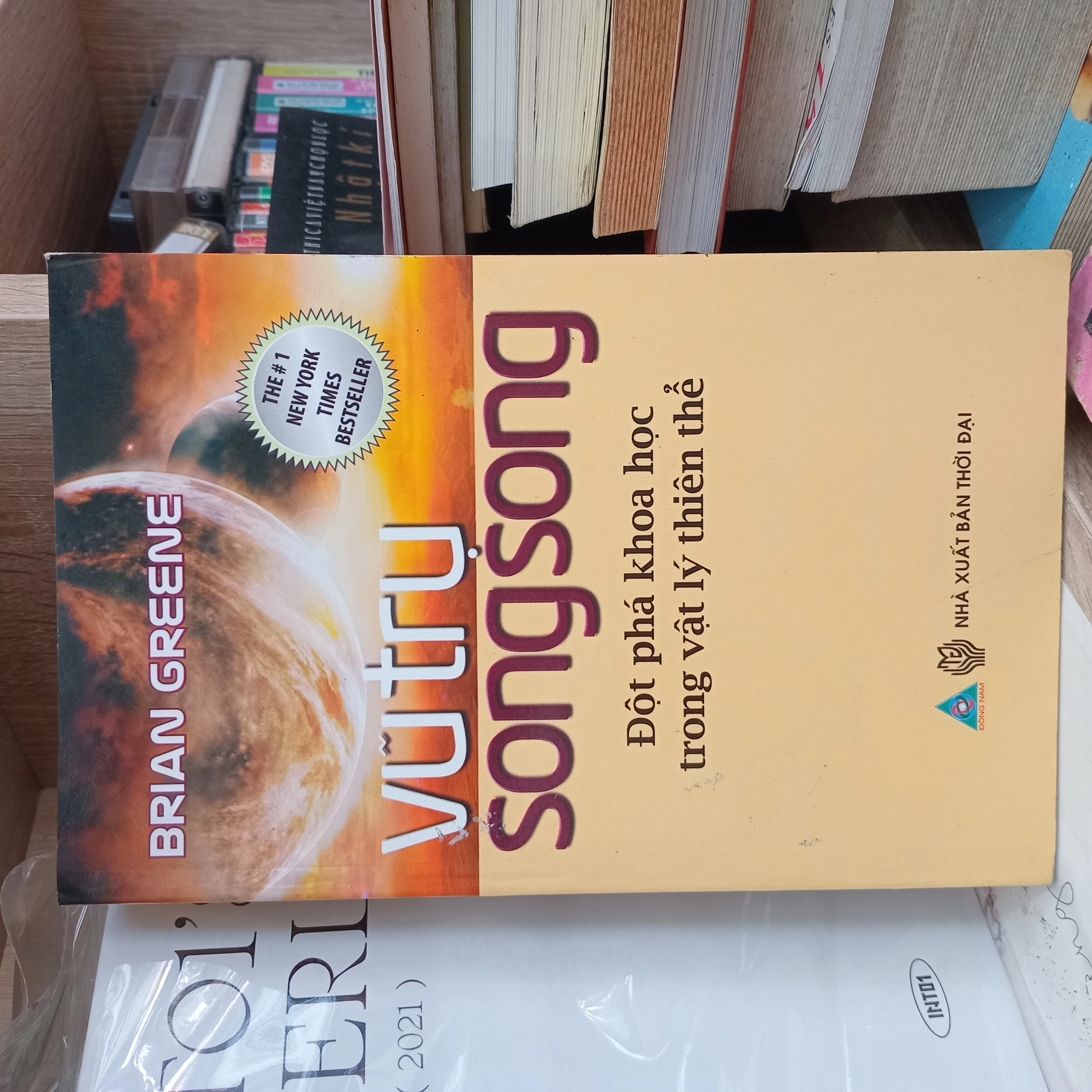 Vũ Trụ Song Song 📚 by  - Sách Book Cover - Ngọc Hiển Books