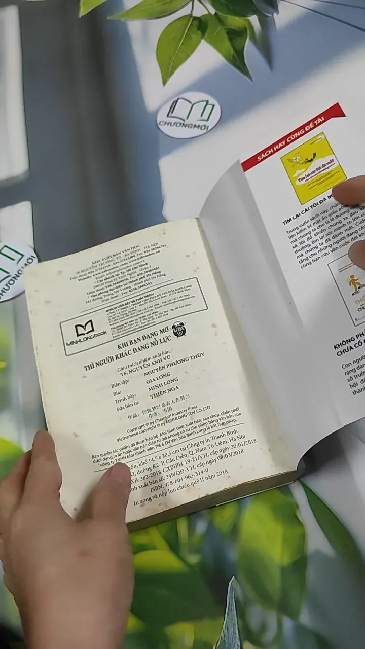 Khi Bạn Đang Mơ Thì Người Khác Đang Nỗ Lực - Vĩ Nhân 787121