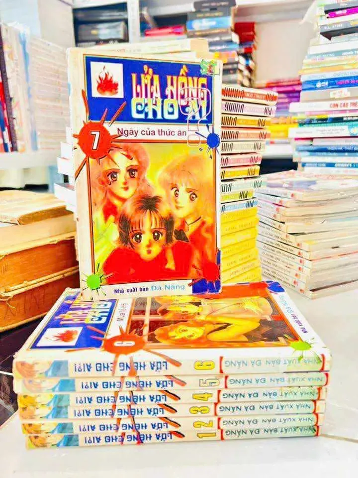 Trọn bộ 7 tập truyện tranh lửa hồng cho ai ⭐ by  - Sách Book Cover - Ngọc Hiển Books