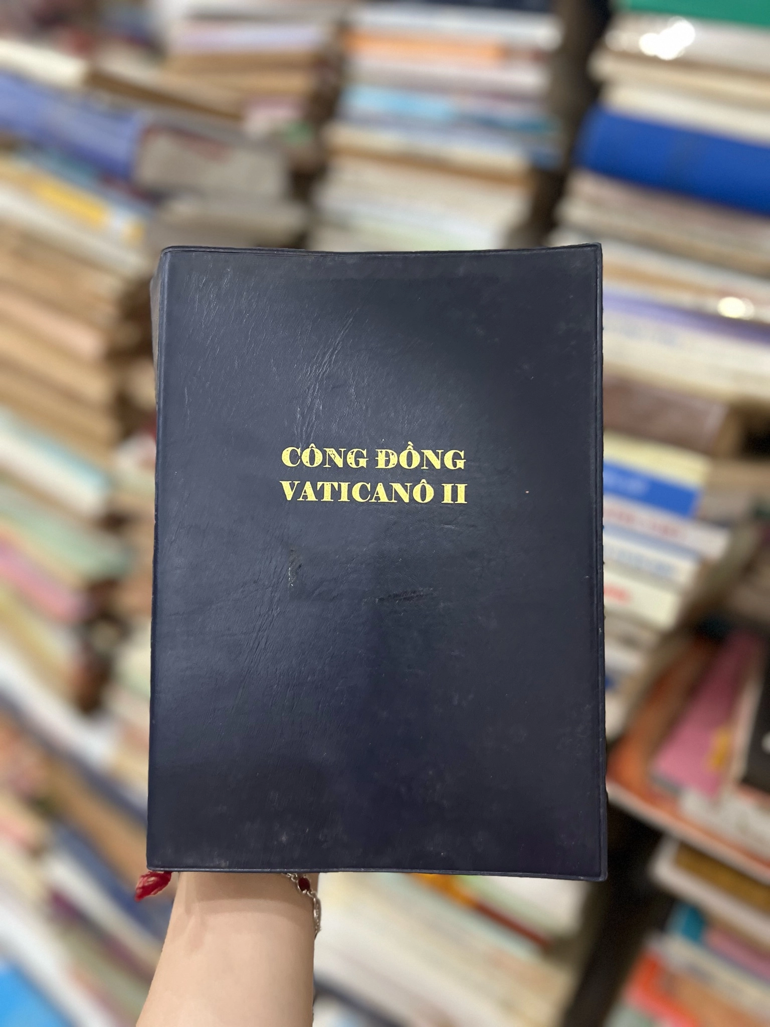 Cộng đồng Vaticano 2 Năm 1972 Đà Lạt, Simon - Hoà Nguyễn Văn Hiền by  - Sách Book Cover - Ngọc Hiển Books