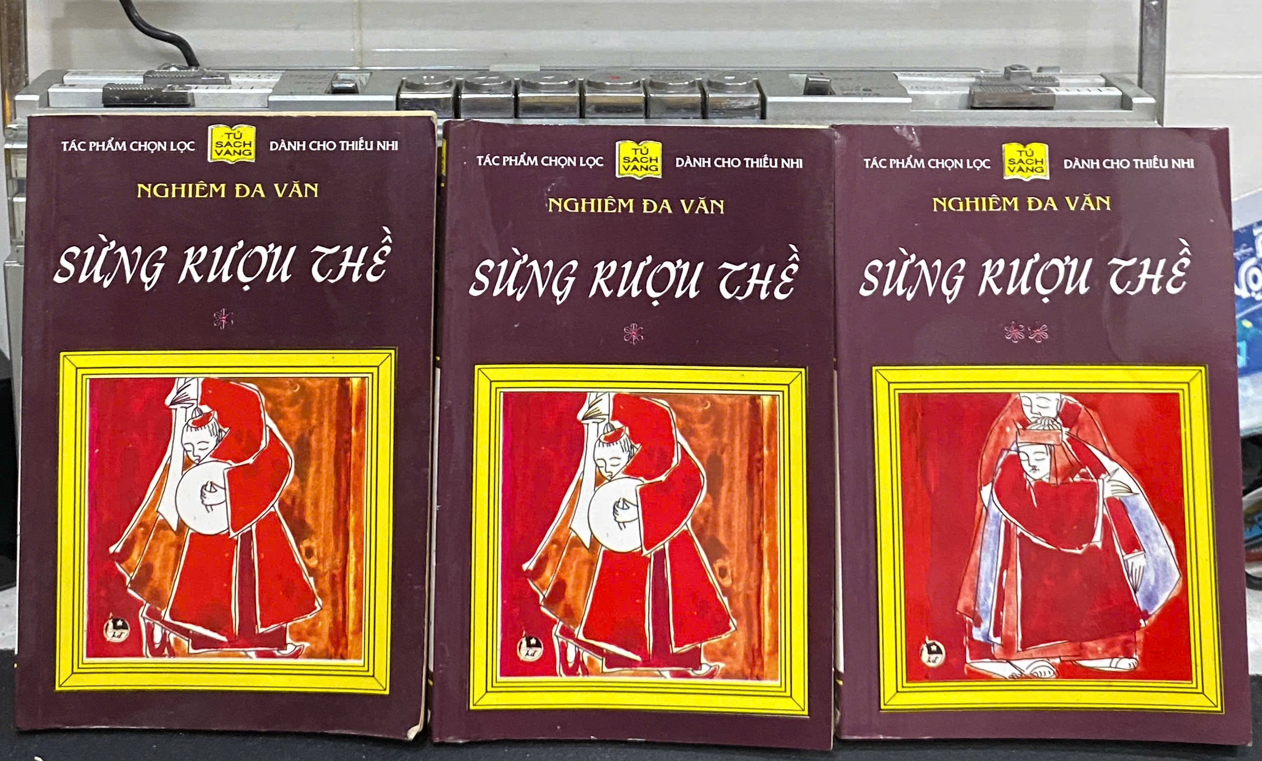 Sừng rượu thề - Nghiêm Đa Văn by Nghiêm Đa Văn - Sách Book Cover - Ngọc Hiển Books