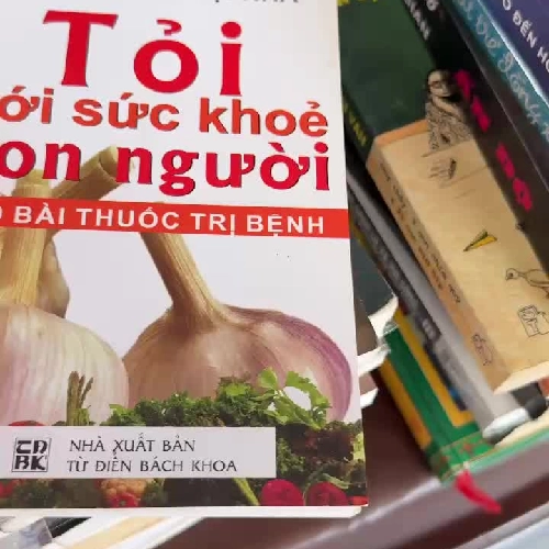 Tỏi Với Sức Khỏe Con Người – 400 Bài Thuốc Trị Bệnh | Sách Y Học Dân Gian- K2