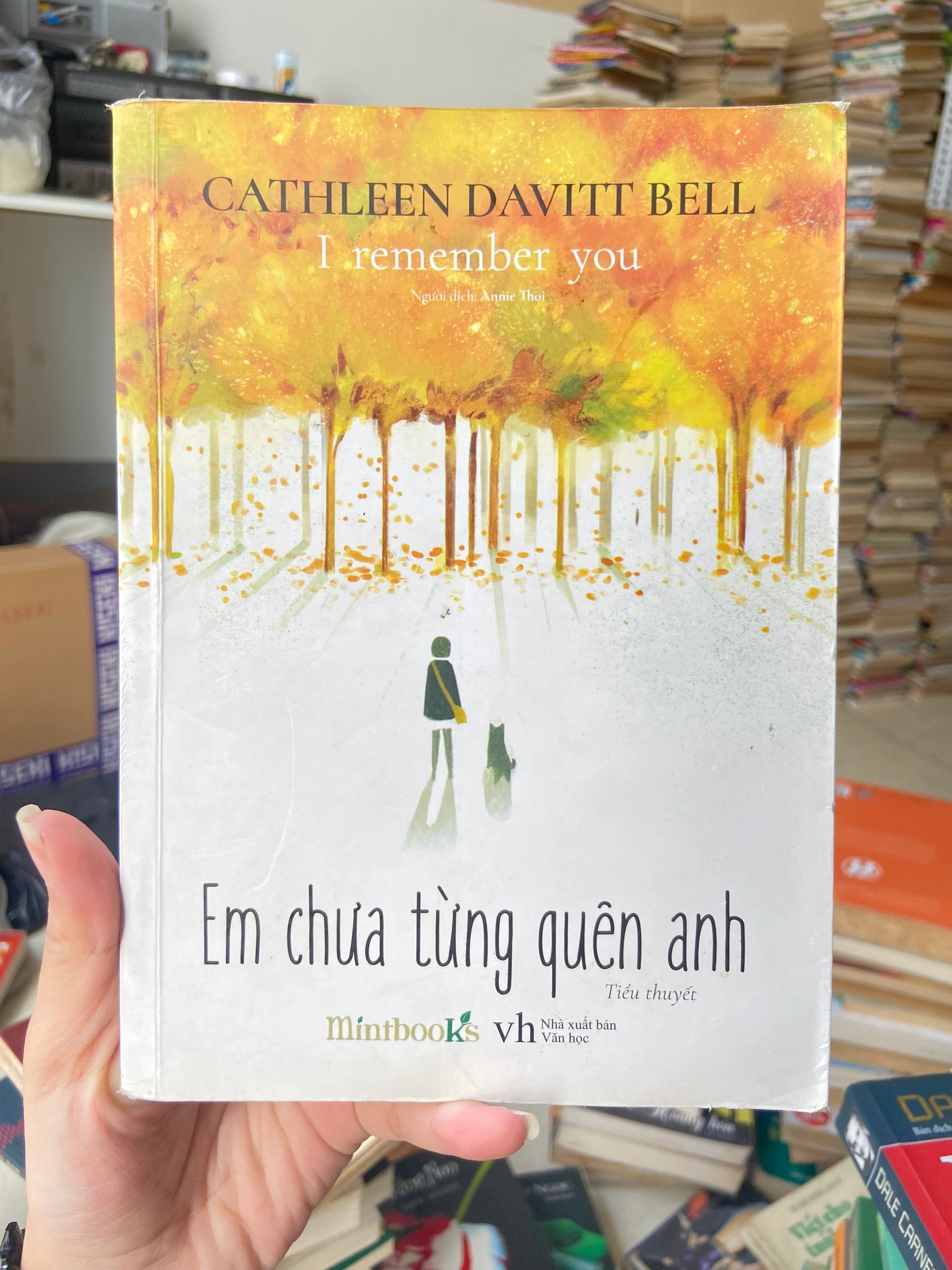Em Chưa Từng Quên Anh by  - Sách Book Cover - Ngọc Hiển Books