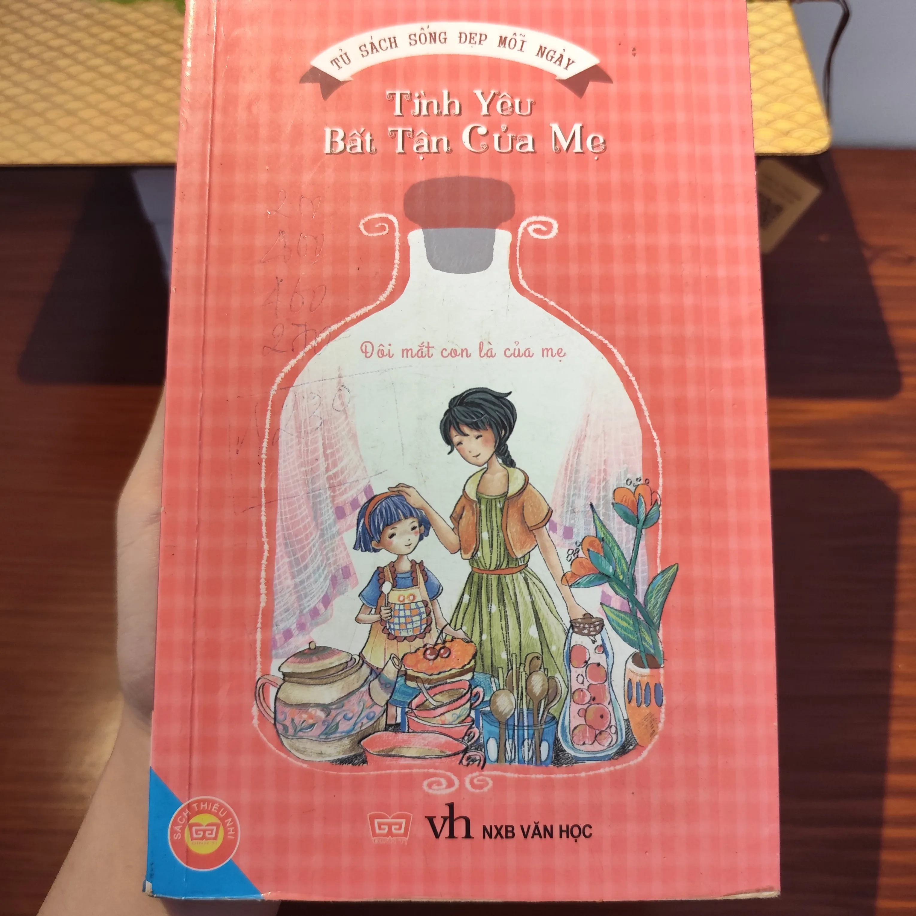 Tình yêu bất tận của mẹ by  - Sách Book Cover - Ngọc Hiển Books