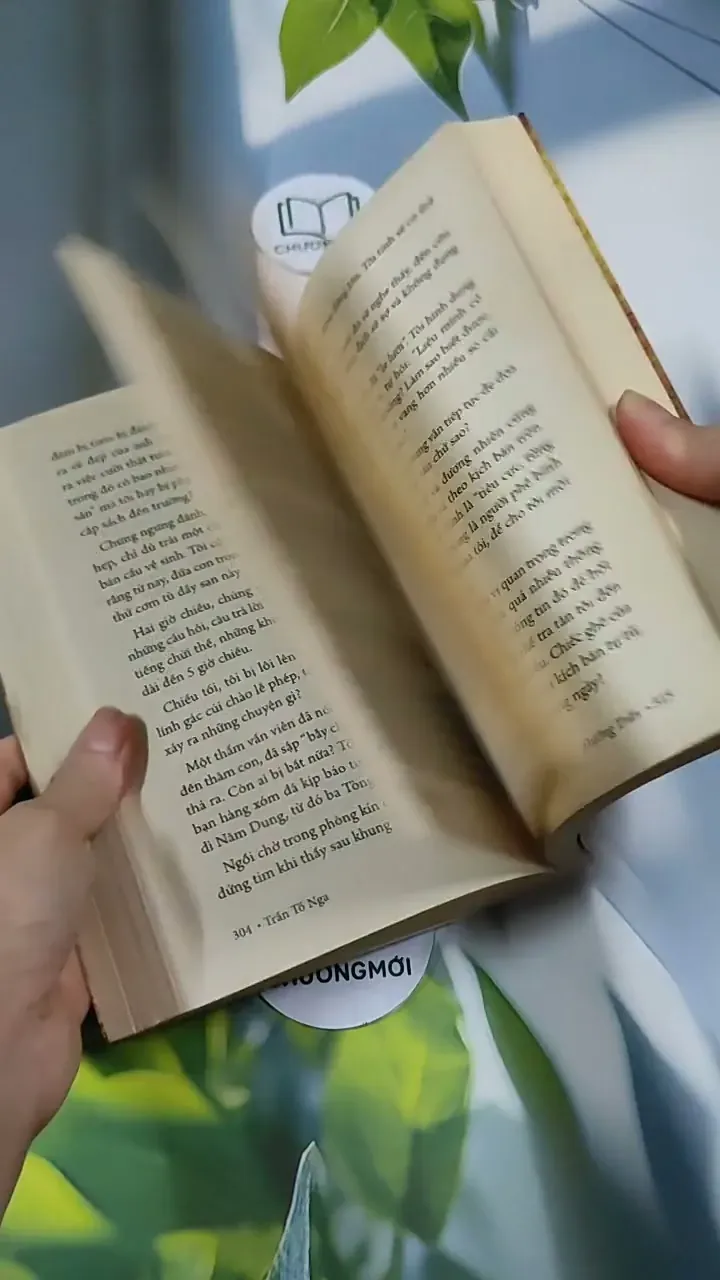 Đường Trần: Ngọn Lửa Không Bao Giờ Tắt - Trần Tố Nga 705659