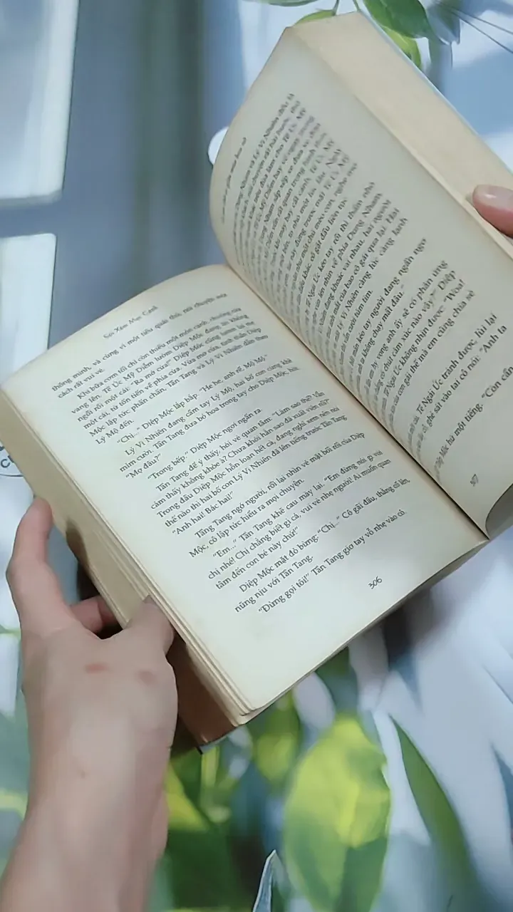 Ai Còn Chờ Ai Giữa Mùa Hoa Nở - Sói Xám Mọc Cánh 744737