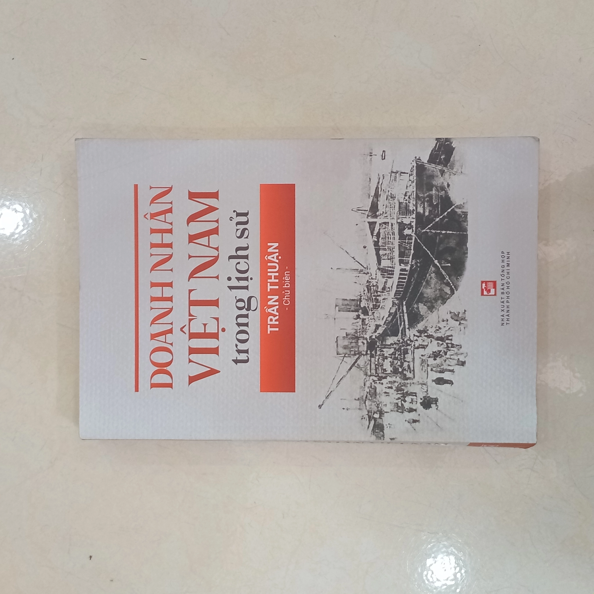 Doanh nhân Việt Nam trong lịch sử 📚 by  - Sách Book Cover - Ngọc Hiển Books