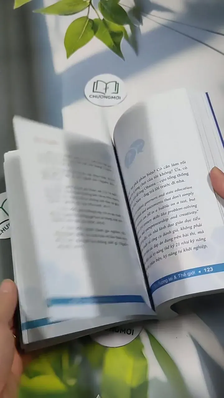 Tôi, Tương Lai & Thế Giới - Nguyễn Phi Vân 707292