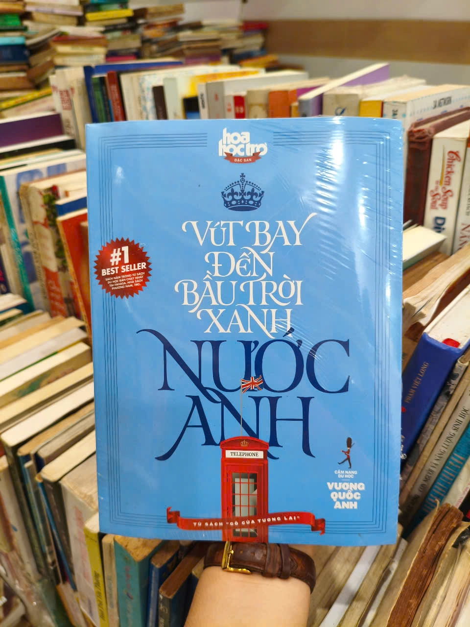 Gõ Cửa Tương Lai - Vút Bay Đến Bầu Trời Xanh Nước Anh by  - Sách Book Cover - Ngọc Hiển Books