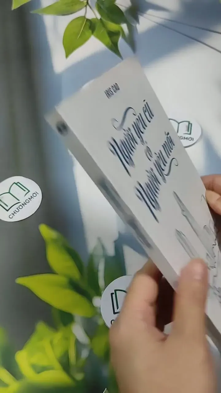 Người Yêu Cũ Có Người Yêu Mới - Iris Cao 707319