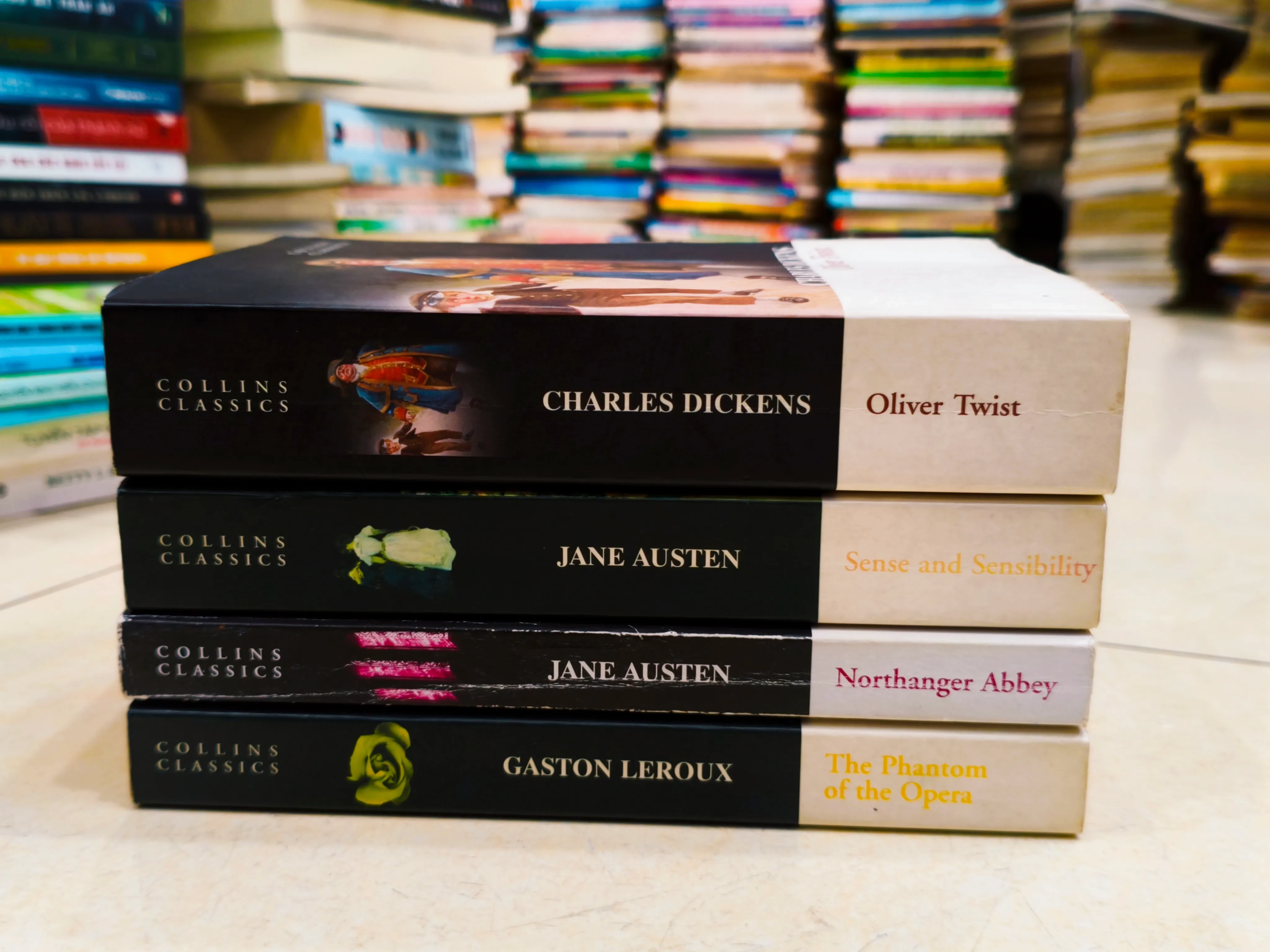 bốn cuốn sách từ bộ sưu tập Collins Classics 🌱 by  - Sách Book Cover - Ngọc Hiển Books