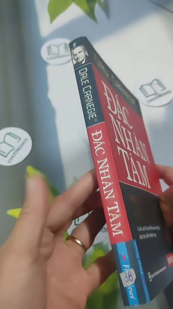 Đắc Nhân Tâm - Dale Carnegie 715579