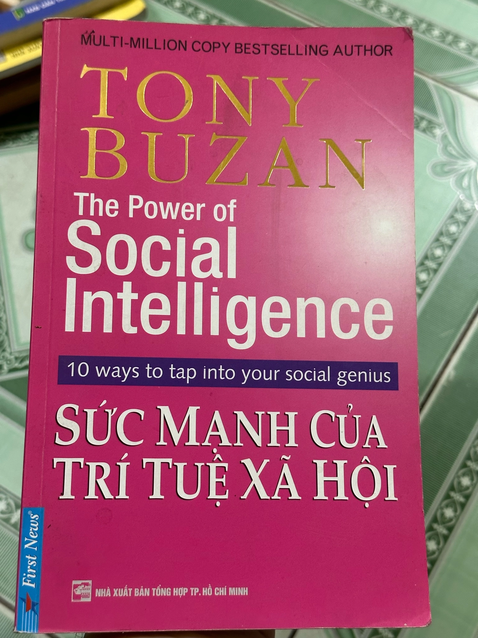 Sức mạnh của Trí tuệ xã hội - Tony Buzan by Tony Buzan - Sách Book Cover - Ngọc Hiển Books