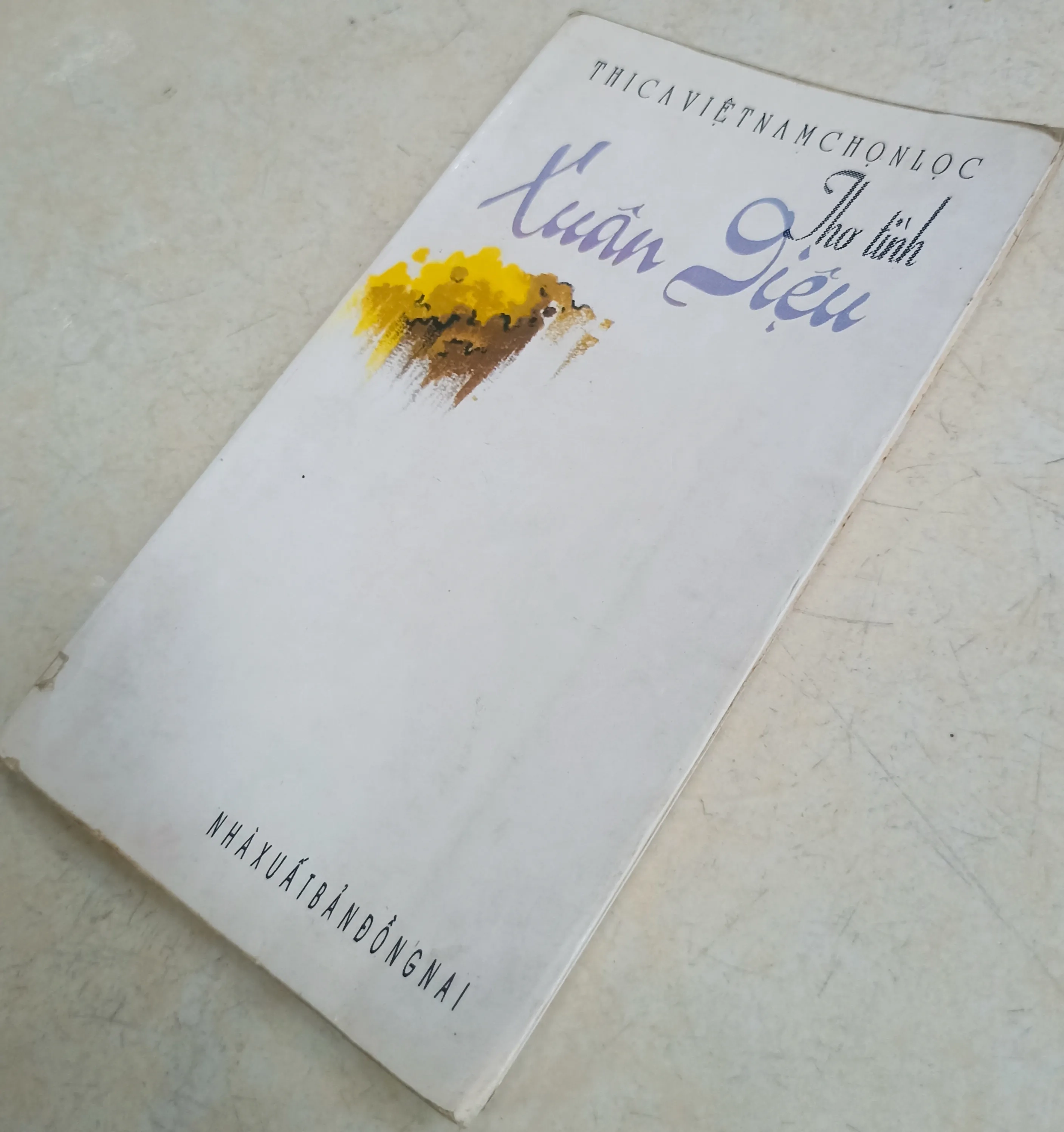 Thơ tình Xuân Diệu 🌻 by  - Sách Book Cover - Ngọc Hiển Books