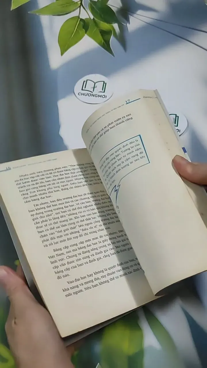 Departure - Khởi Hành - Giáo sư John Vu 707325