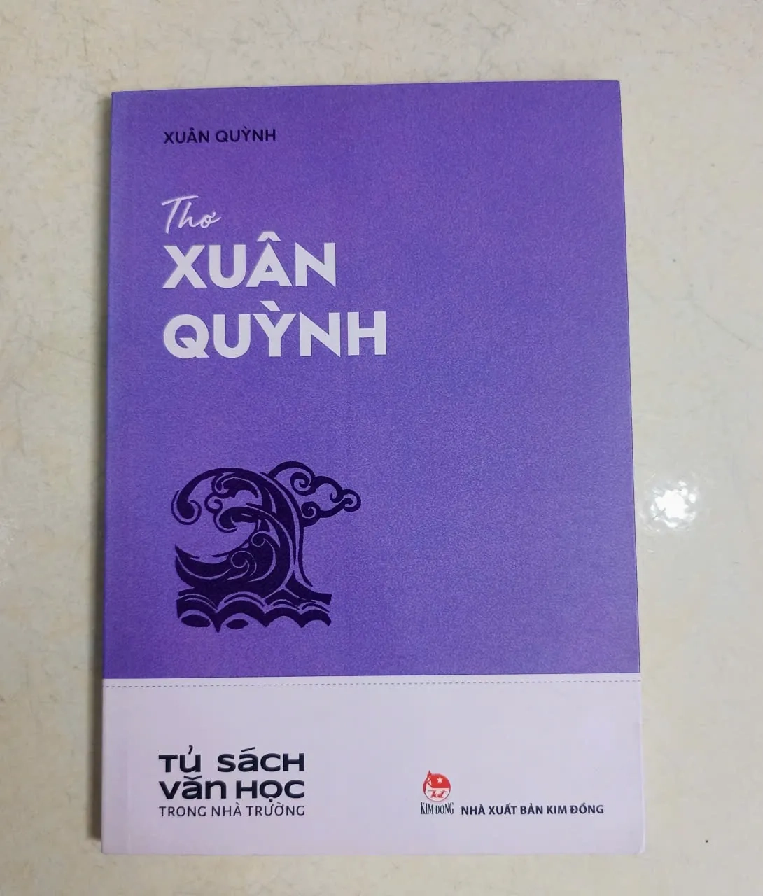Thơ Xuân Quỳnh 🌻 by  - Sách Book Cover - Ngọc Hiển Books
