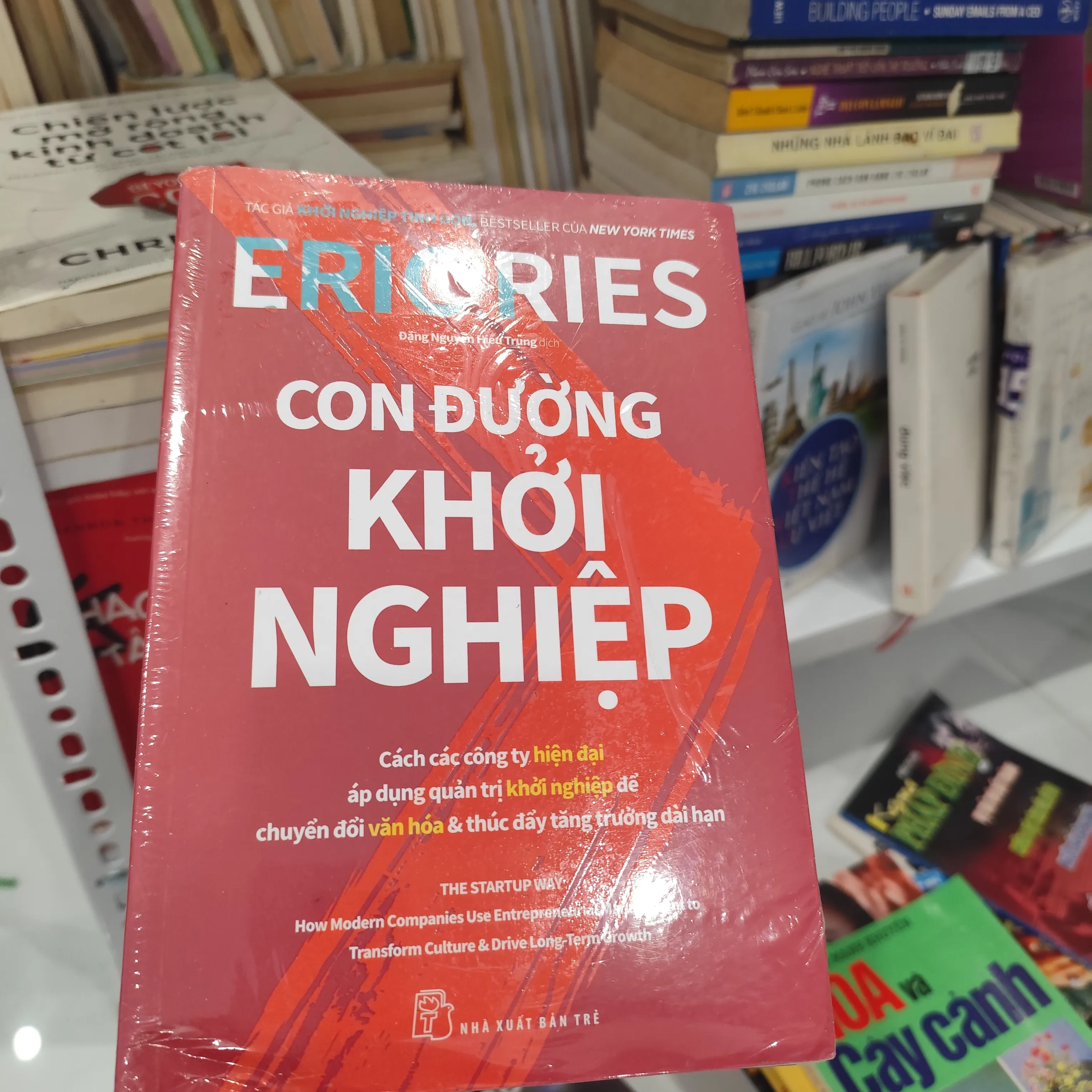 Con đường khởi nghiệp by  - Sách Book Cover - Ngọc Hiển Books