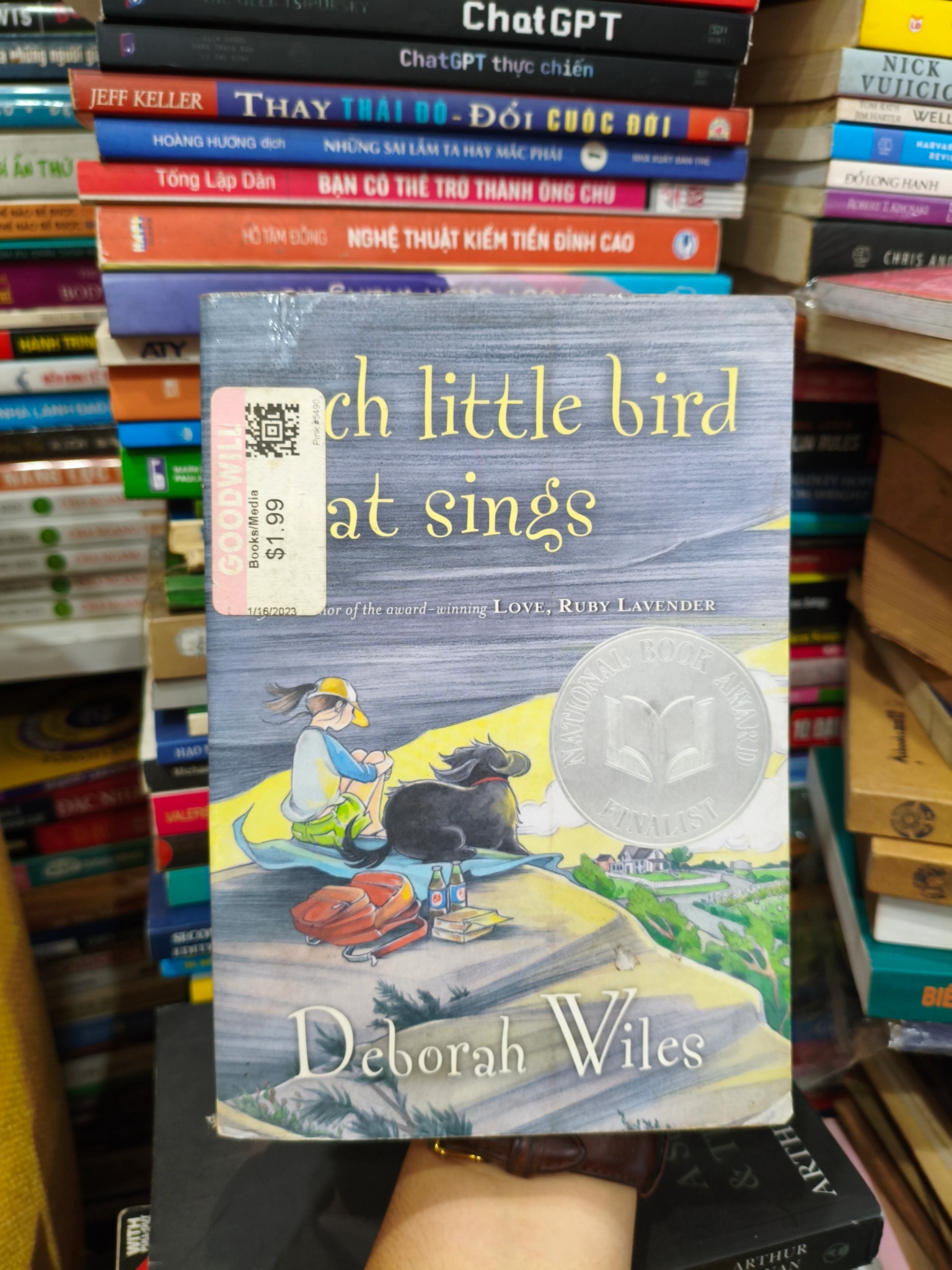 Each little bird that sings 🌱 by Deborah Wiles - Sách Book Cover - Ngọc Hiển Books