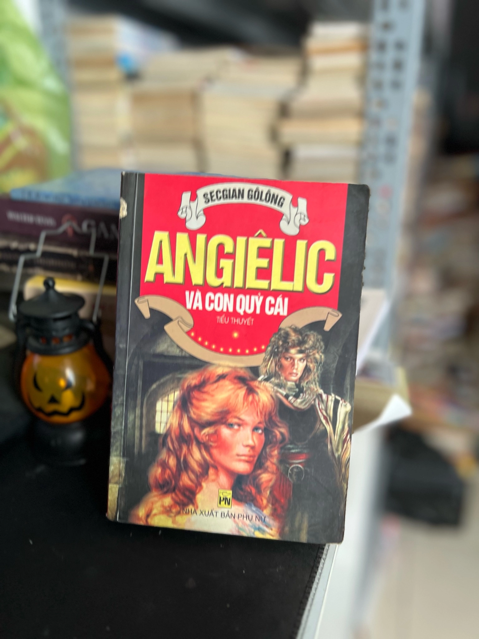 Angiêlic Và Con Quỷ Cái by  - Sách Book Cover - Ngọc Hiển Books