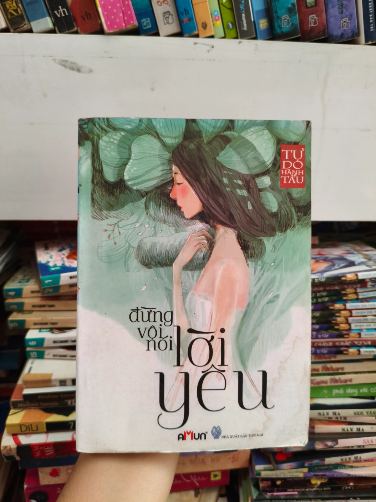 Đừng vội nói lời yêu 🌱 by  - Sách Book Cover - Ngọc Hiển Books