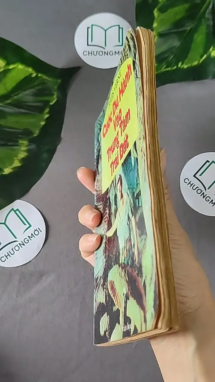 Cuộc Du Hành Vào Trung Tâm Trái Đất (1996) - Jules Verne 604595