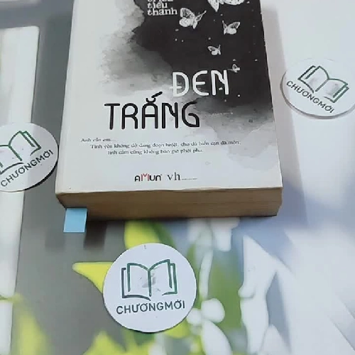 Đen Trắng - Triêu Tiểu Thành