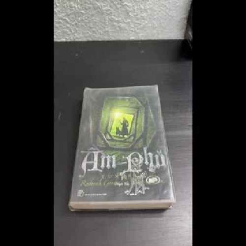 Âm Phủ – Tunnels (NXB Trẻ)