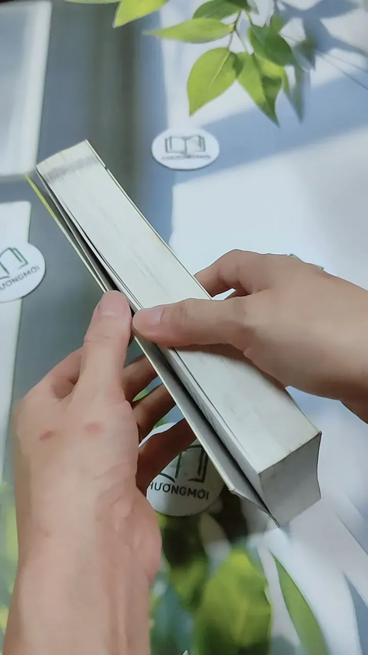 Bong Bóng Mùa Hè: Sợi Ren Lụa Màu Xanh - Minh Hiểu Khê 744757