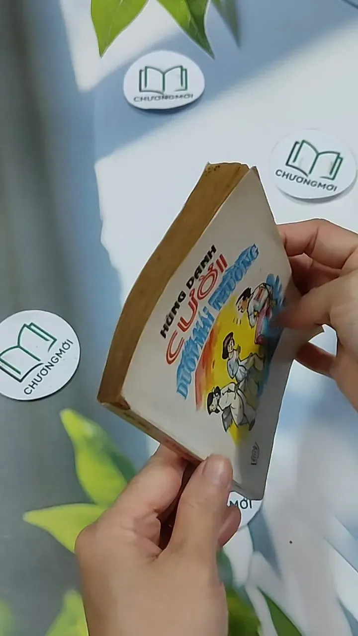 Cười Dưới Mái Trường - Hùng Danh 703149