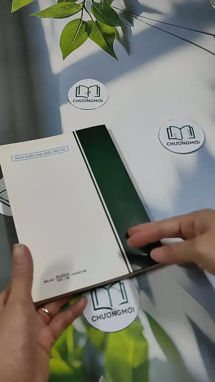 Những Hiện Tượng Kỳ Thú Trong Đời Sống Cây Cảnh - Mai Trần Ngọc Tiếng 707328