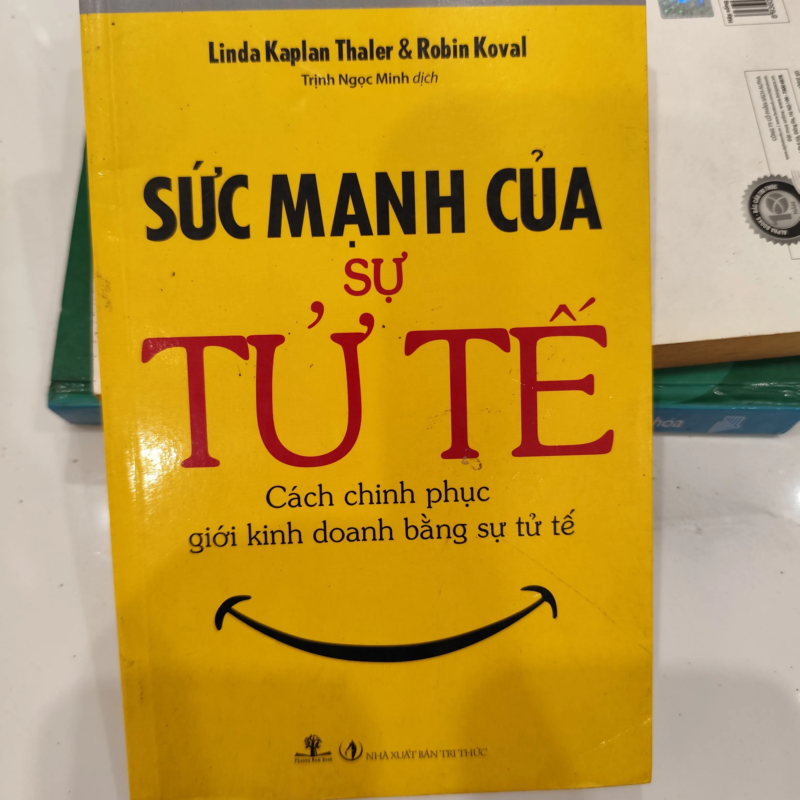 Sức mạnh của sự tử tế by  - Sách Book Cover - Ngọc Hiển Books
